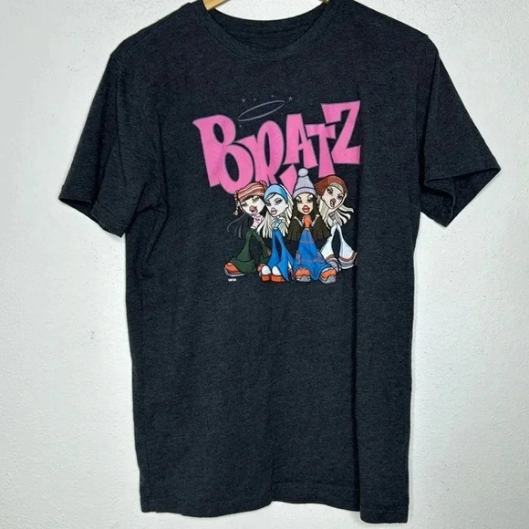 bratz Tops - Bratz grunge T-shirt size large